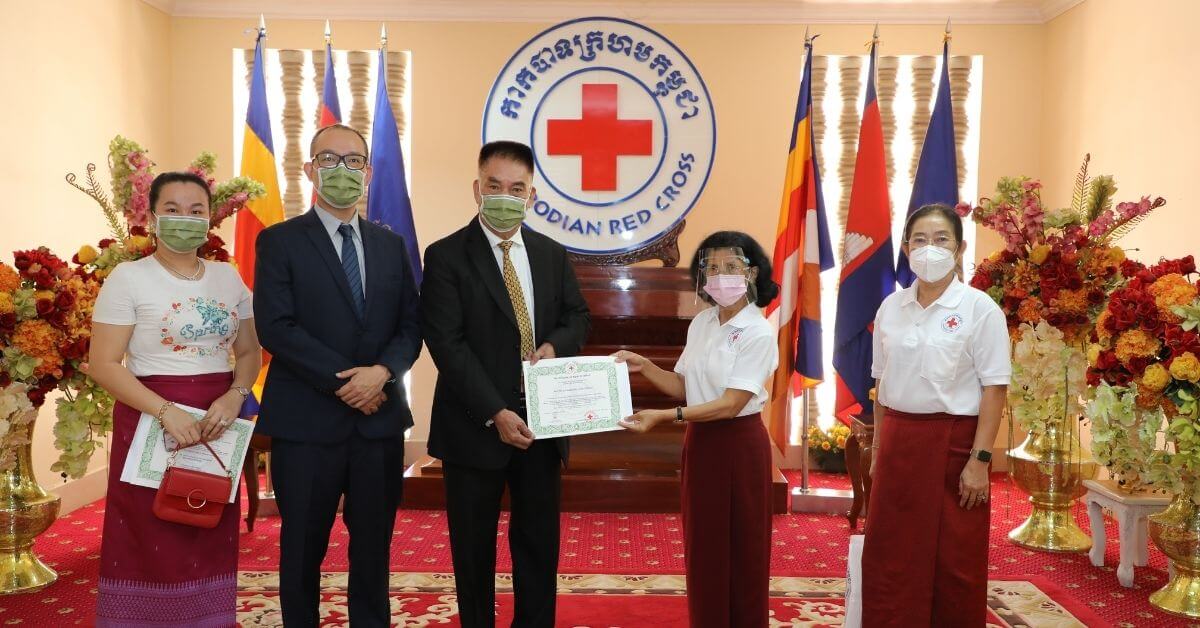 Medtecs Donation to Cambodia Red Cross