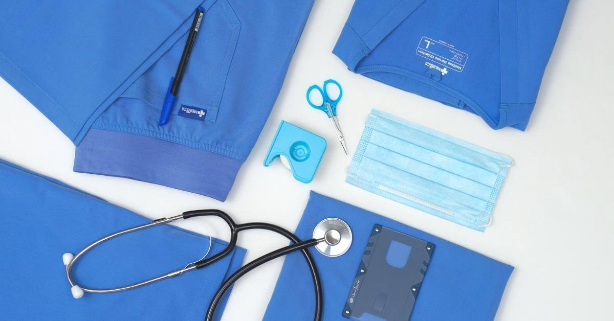 How to Buy Your First Scrub Suit